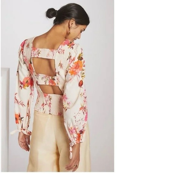 By Anthropologie Top Smocked Peplum Floral Cream Pink - M - Picture 2 of 13